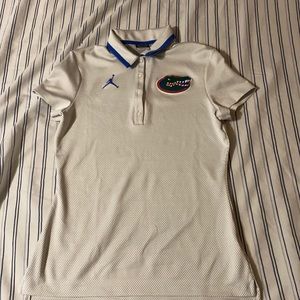 Jordan Size Small White with blue polkadot